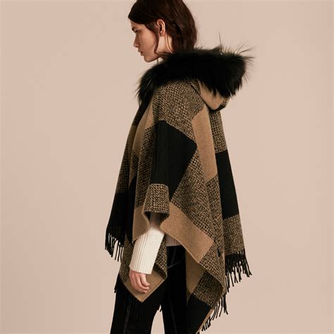 pancho burberry on|burberry fur trimmed poncho.